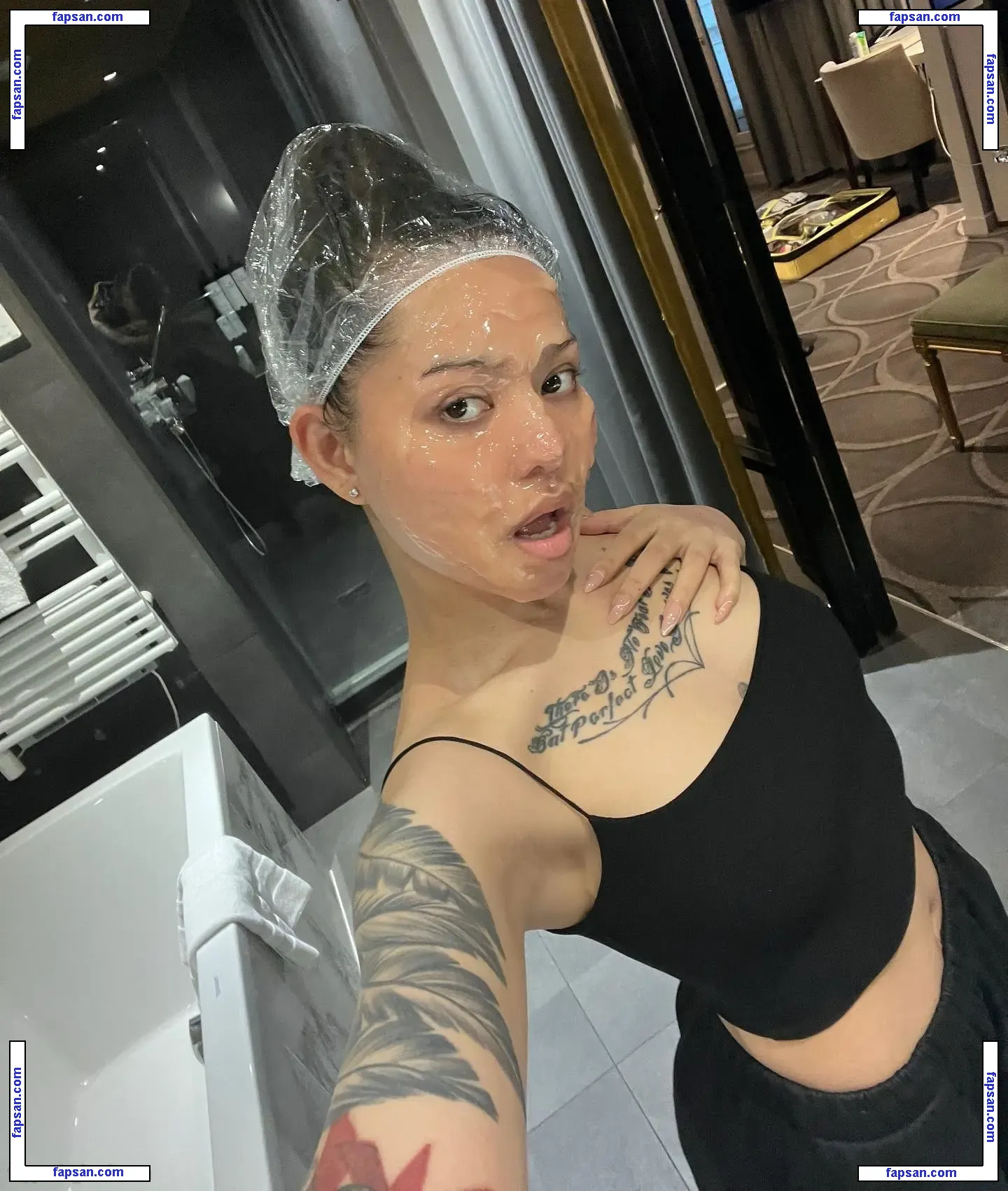 Bella Poarch nude photo #0127 from OnlyFans