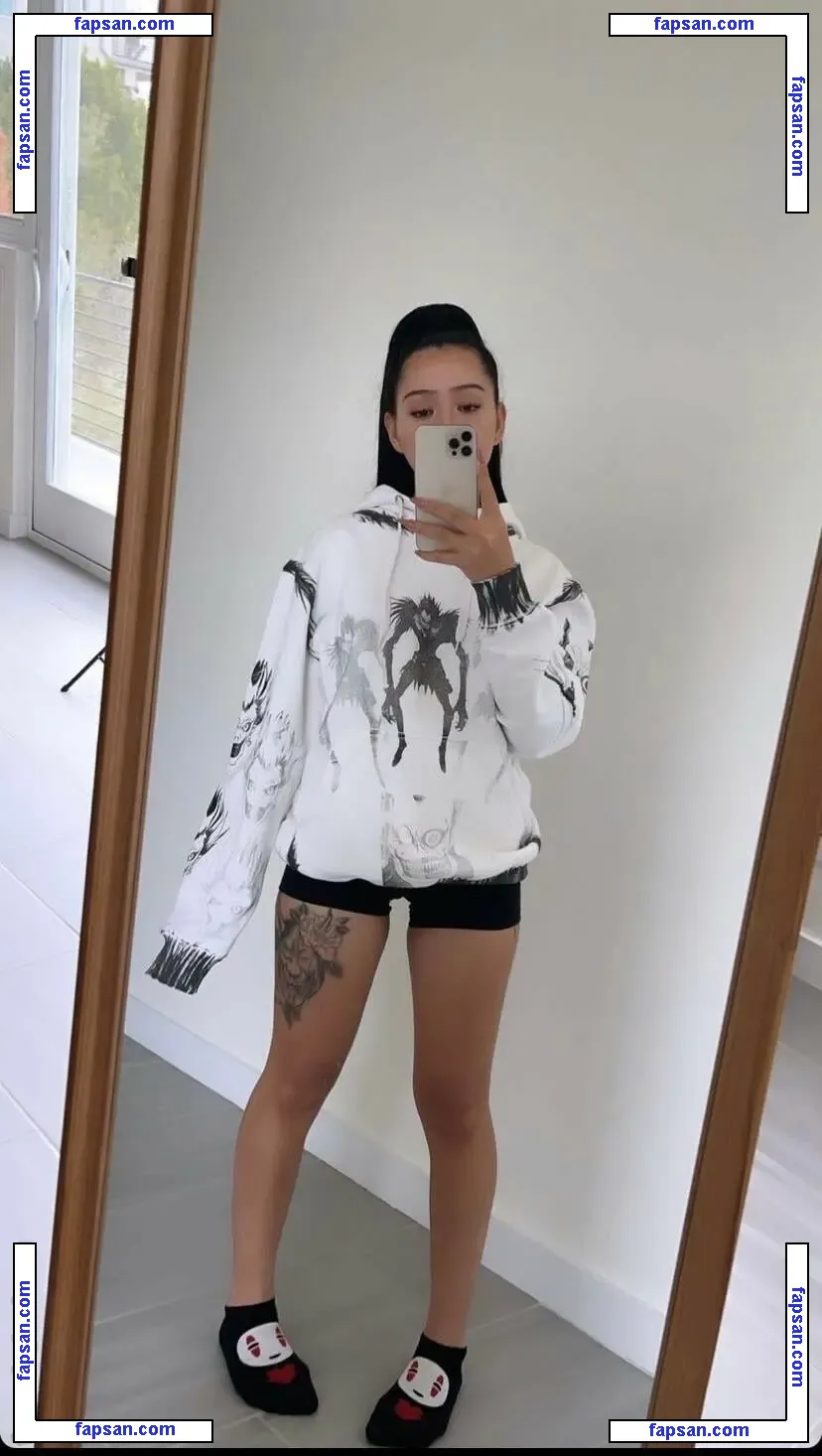 Bella Poarch nude photo #0324 from OnlyFans