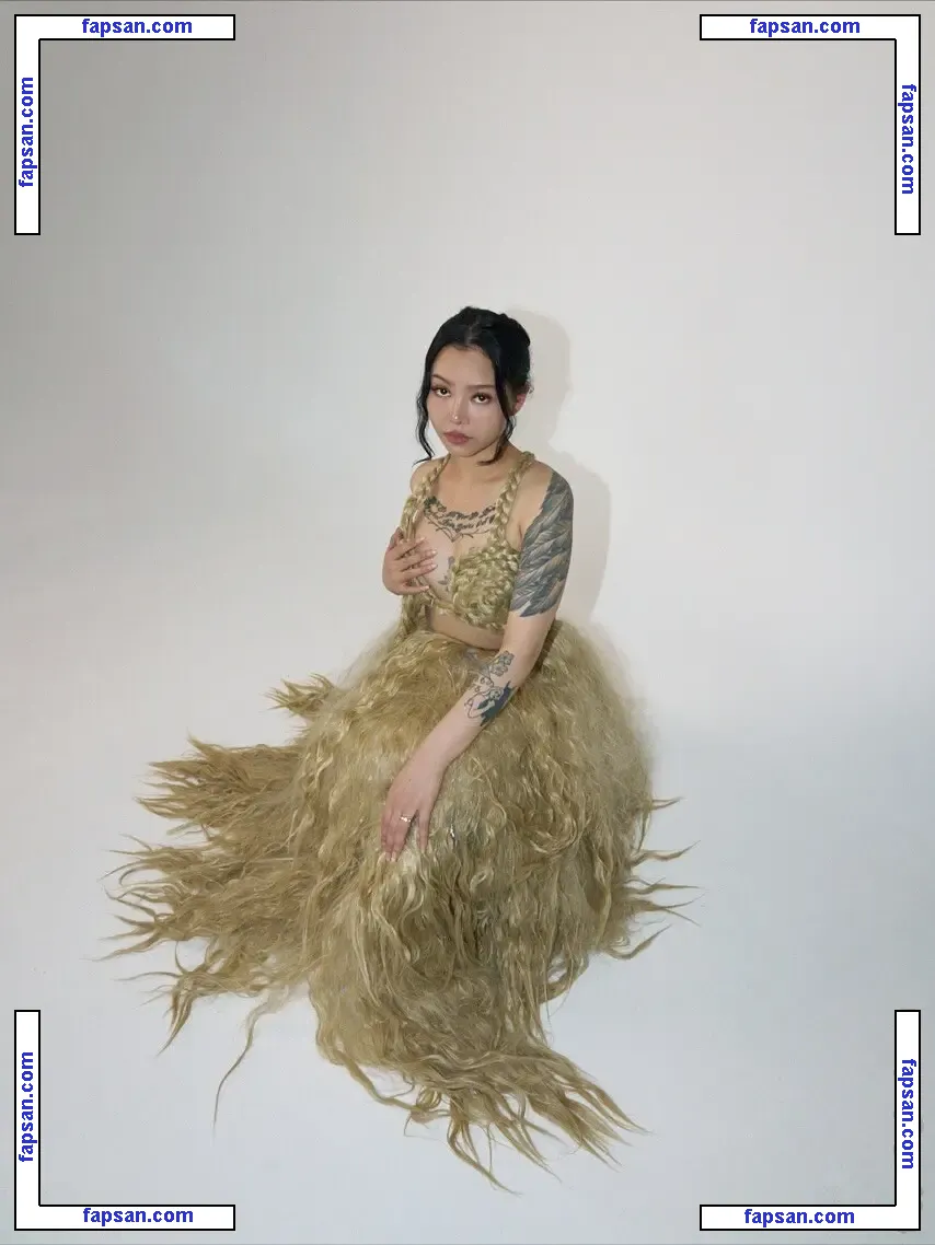 Bella Poarch голая фото #0927 с Онлифанс