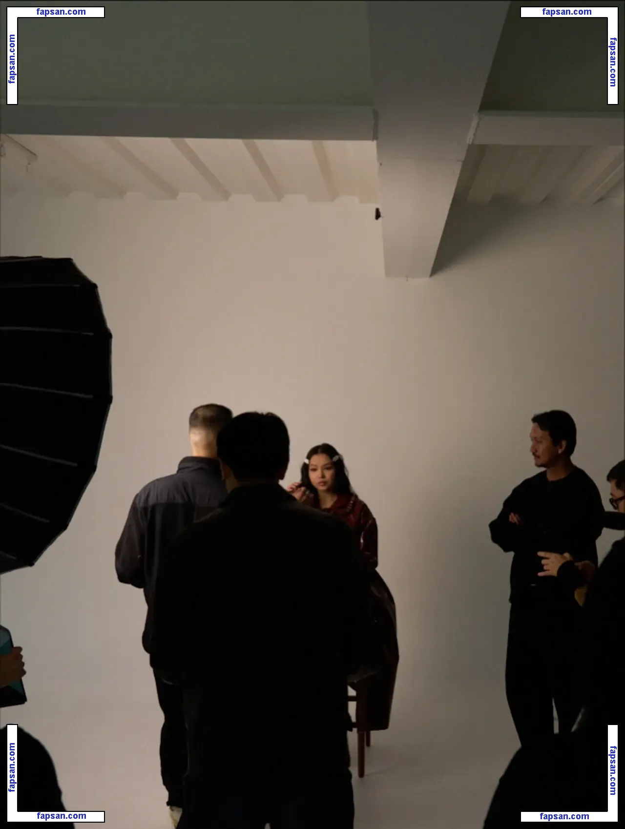 Bella Poarch голая фото #0935 с Онлифанс