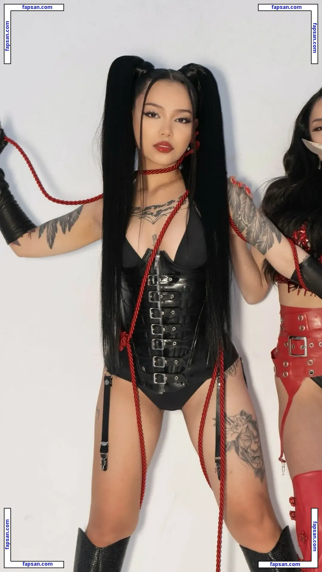 Bella Poarch голая фото #0936 с Онлифанс