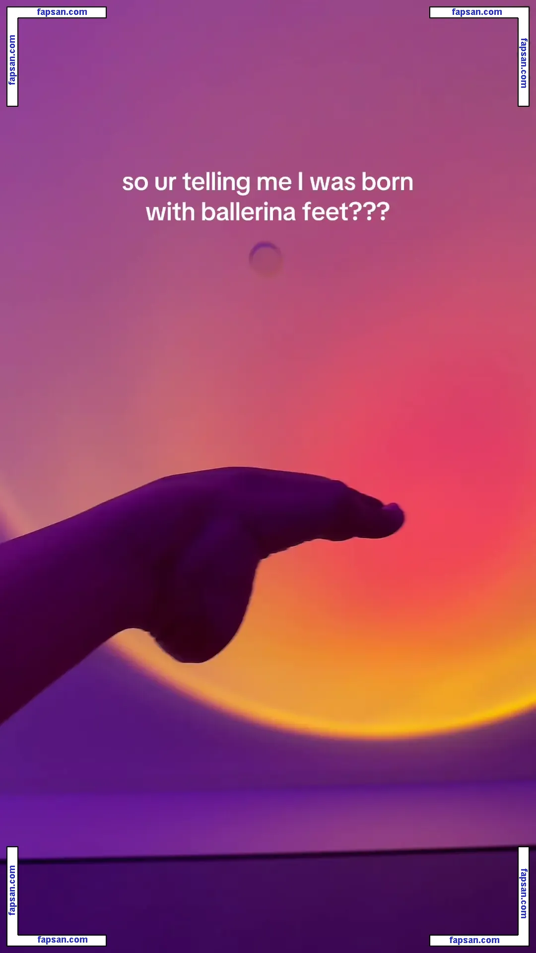 Bella Poarch голая фото #0951 с Онлифанс