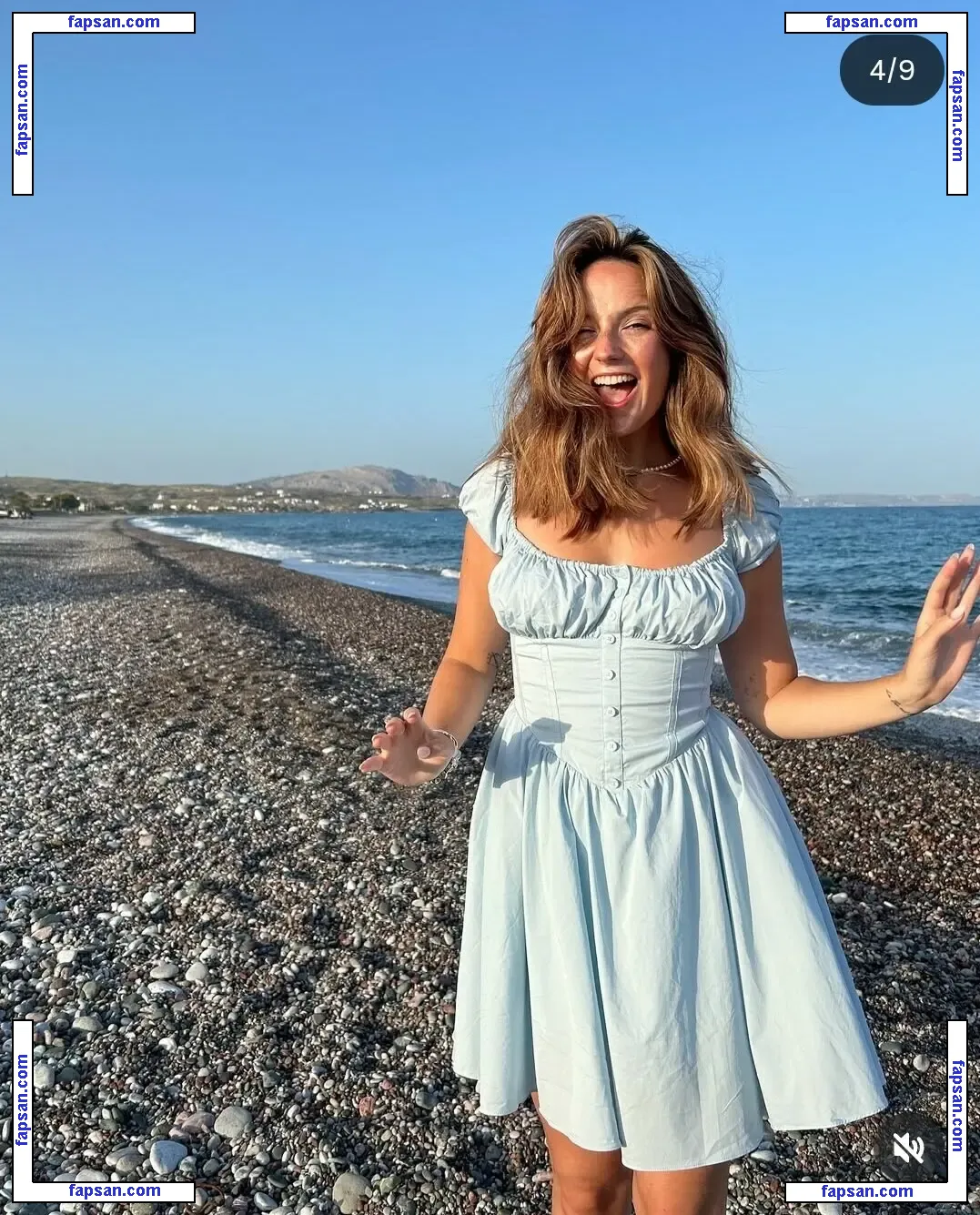 Bella Prichard голая фото #0001 с Онлифанс