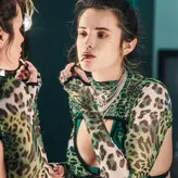Bella Thorne голая #0560