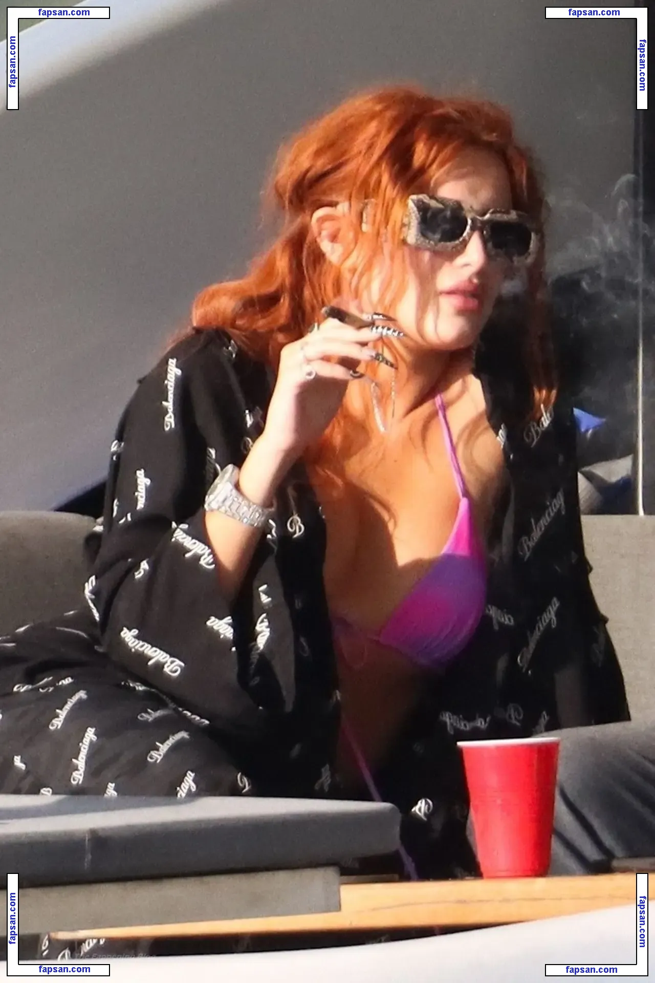 Bella Thorne голая фото #9233 с Онлифанс