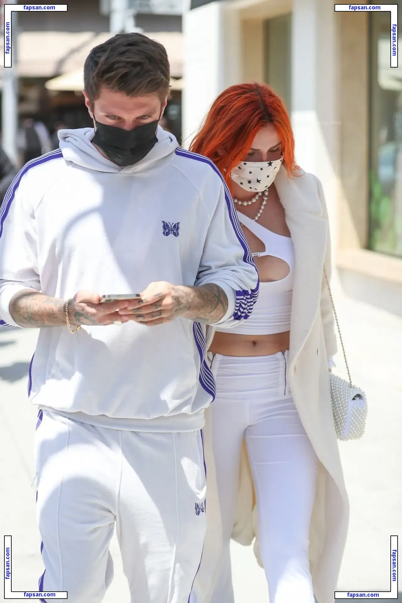 Bella Thorne голая фото #9494 с Онлифанс