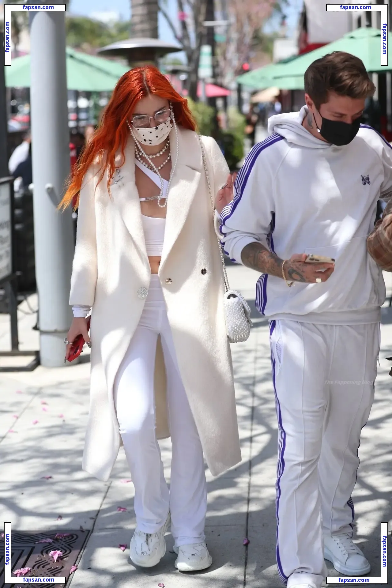 Bella Thorne голая фото #9496 с Онлифанс