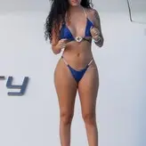 Bella Thorne голая #9199
