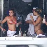 Bella Thorne голая #9874