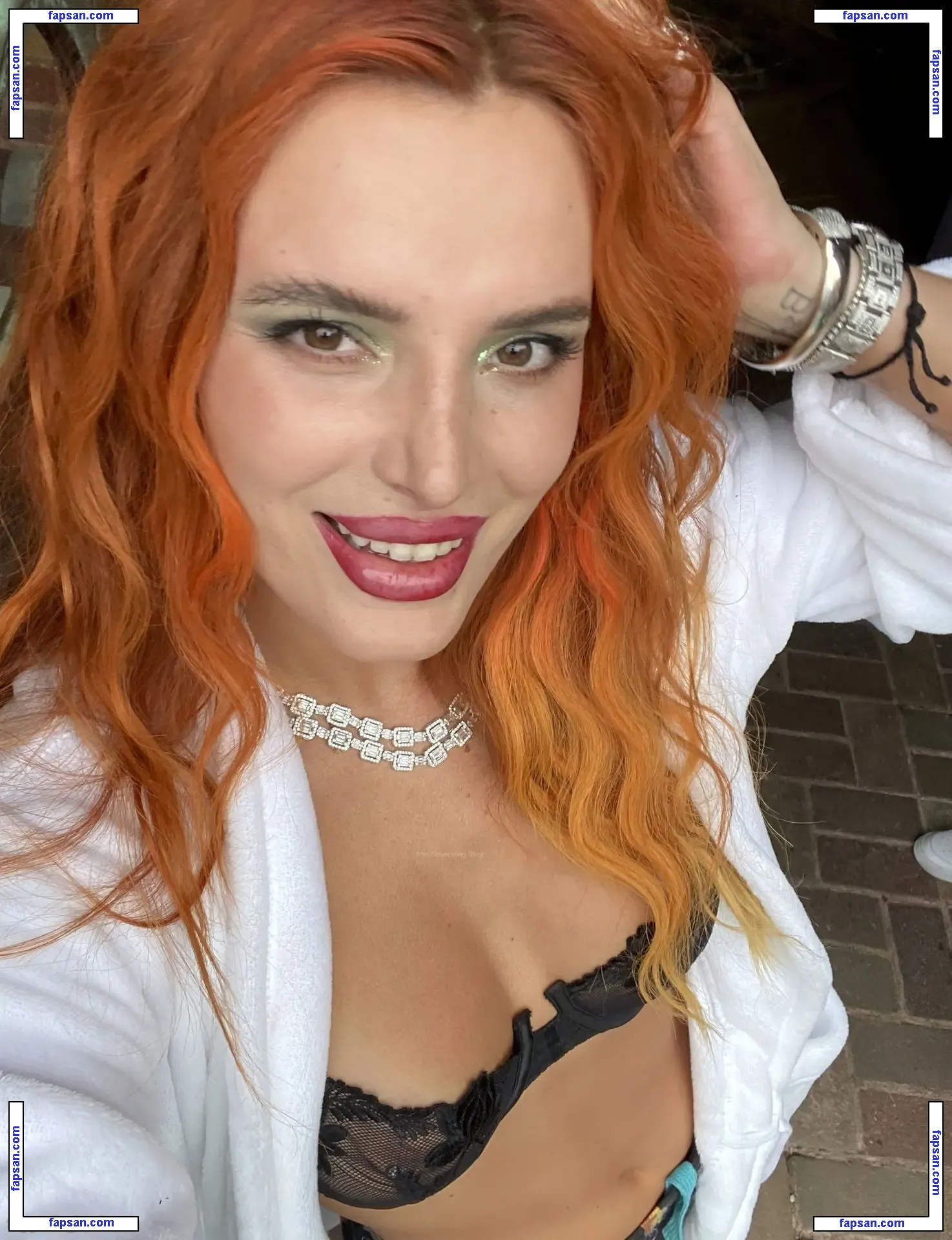 Bella Thorne голая фото #10086 с Онлифанс