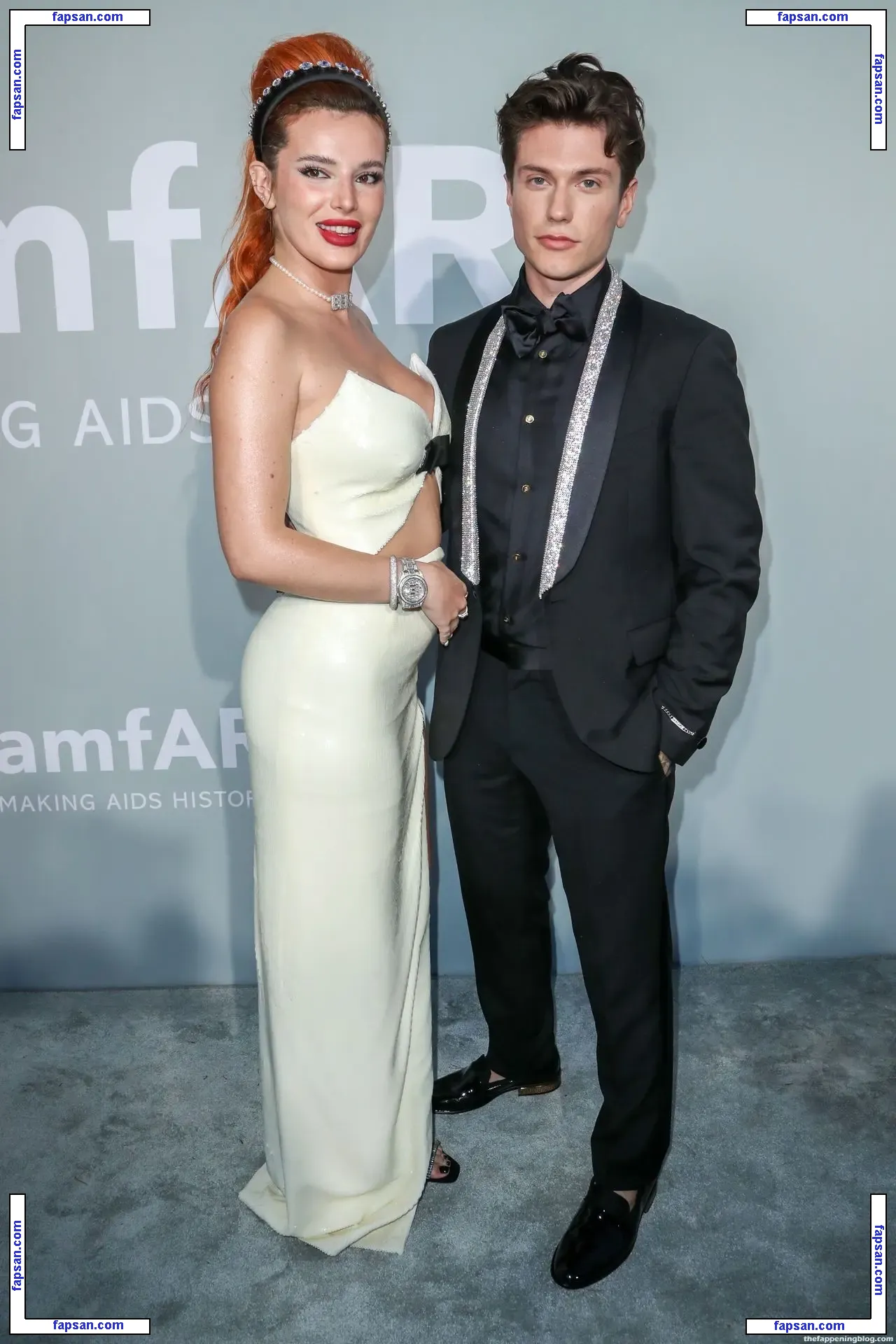 Bella Thorne голая фото #10103 с Онлифанс