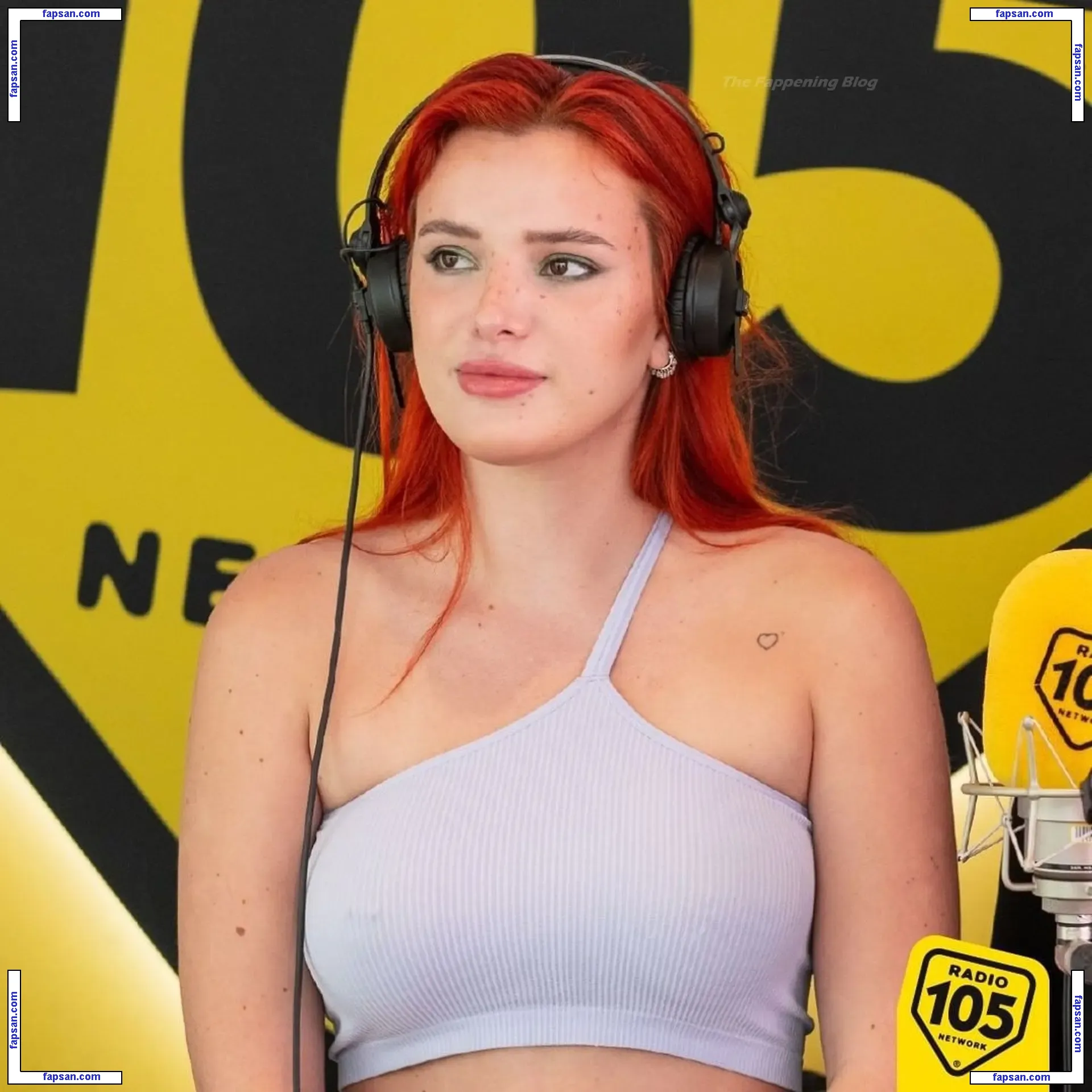 Bella Thorne голая фото #10425 с Онлифанс