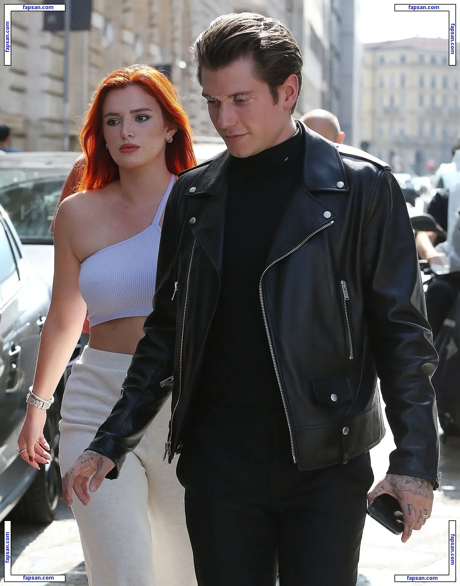 Bella Thorne голая фото #10439 с Онлифанс
