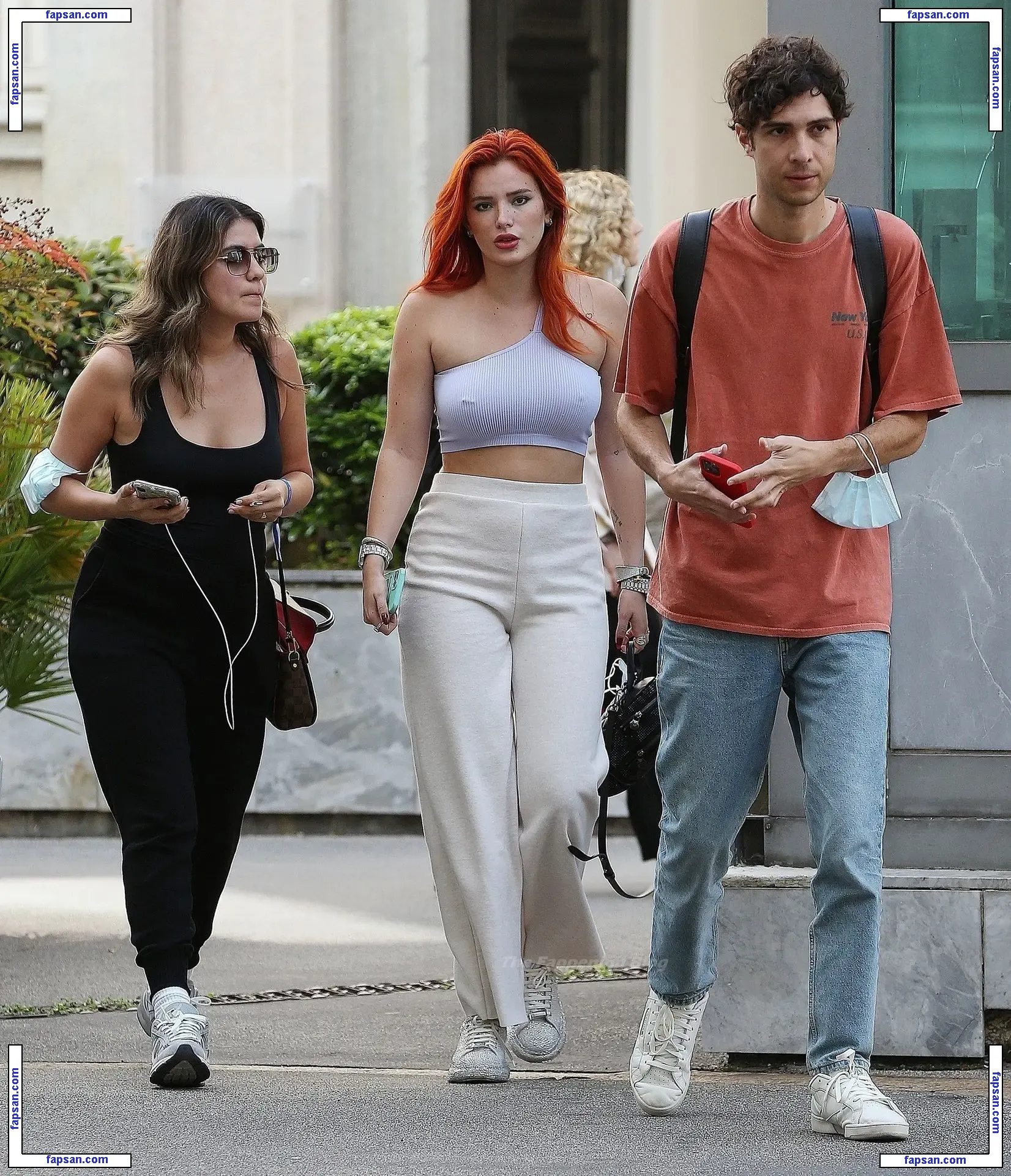 Bella Thorne голая фото #10443 с Онлифанс