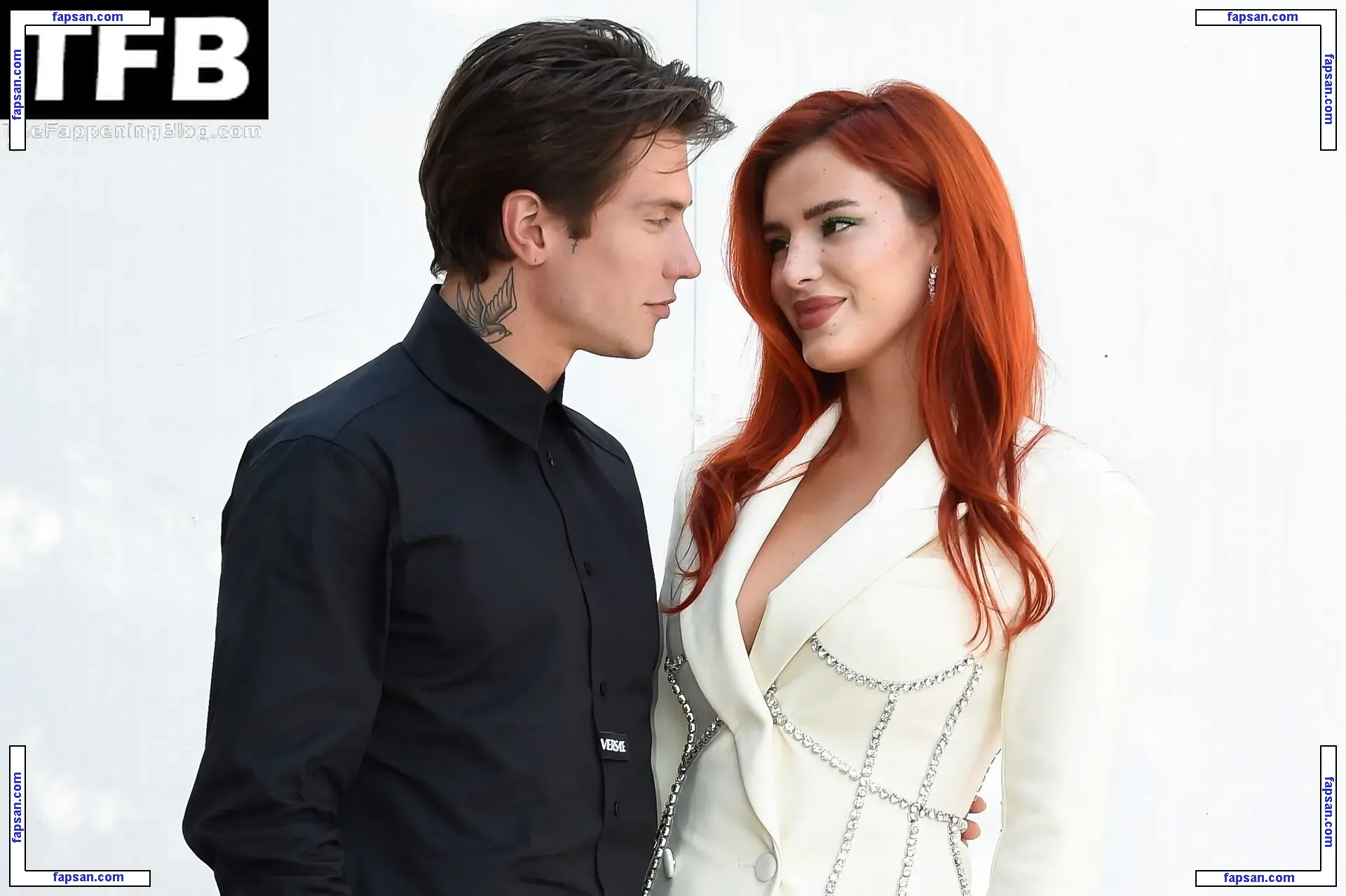 Bella Thorne голая фото #10519 с Онлифанс