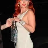 Bella Thorne голая #10224