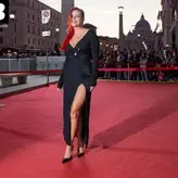 Bella Thorne голая #10600