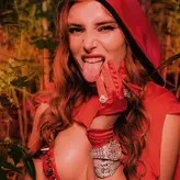 Bella Thorne голая #10760