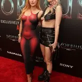 Bella Thorne голая #11040