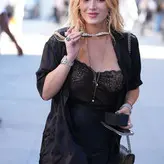 Bella Thorne голая #11307