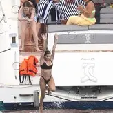 Bella Thorne голая #11522