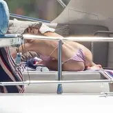 Bella Thorne голая #11881