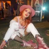 Bella Thorne голая #11986