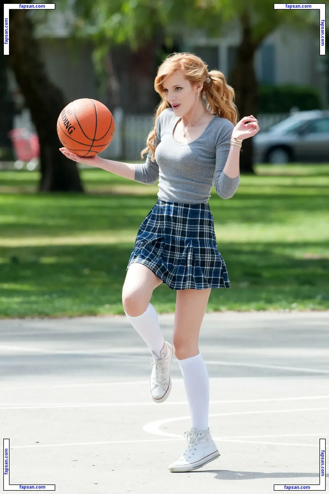 Bella Thorne голая фото #12139 с Онлифанс