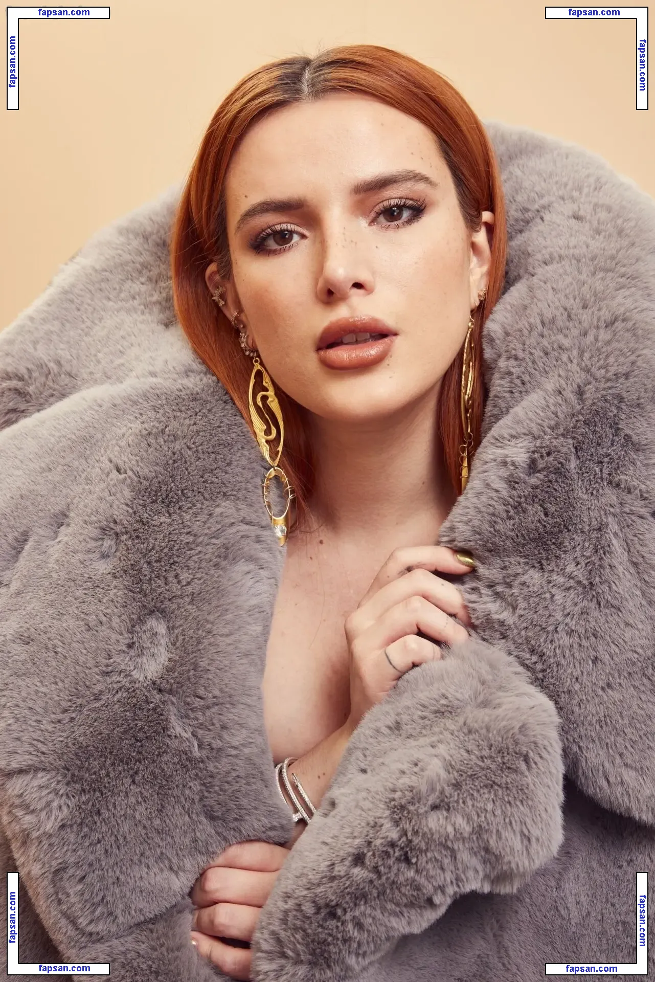 Bella Thorne голая фото #12465 с Онлифанс