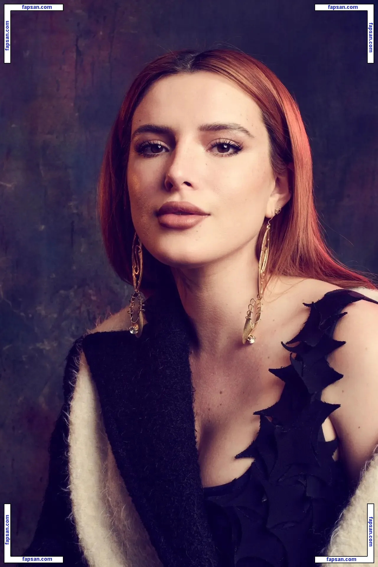 Bella Thorne nude photo #12524 from OnlyFans