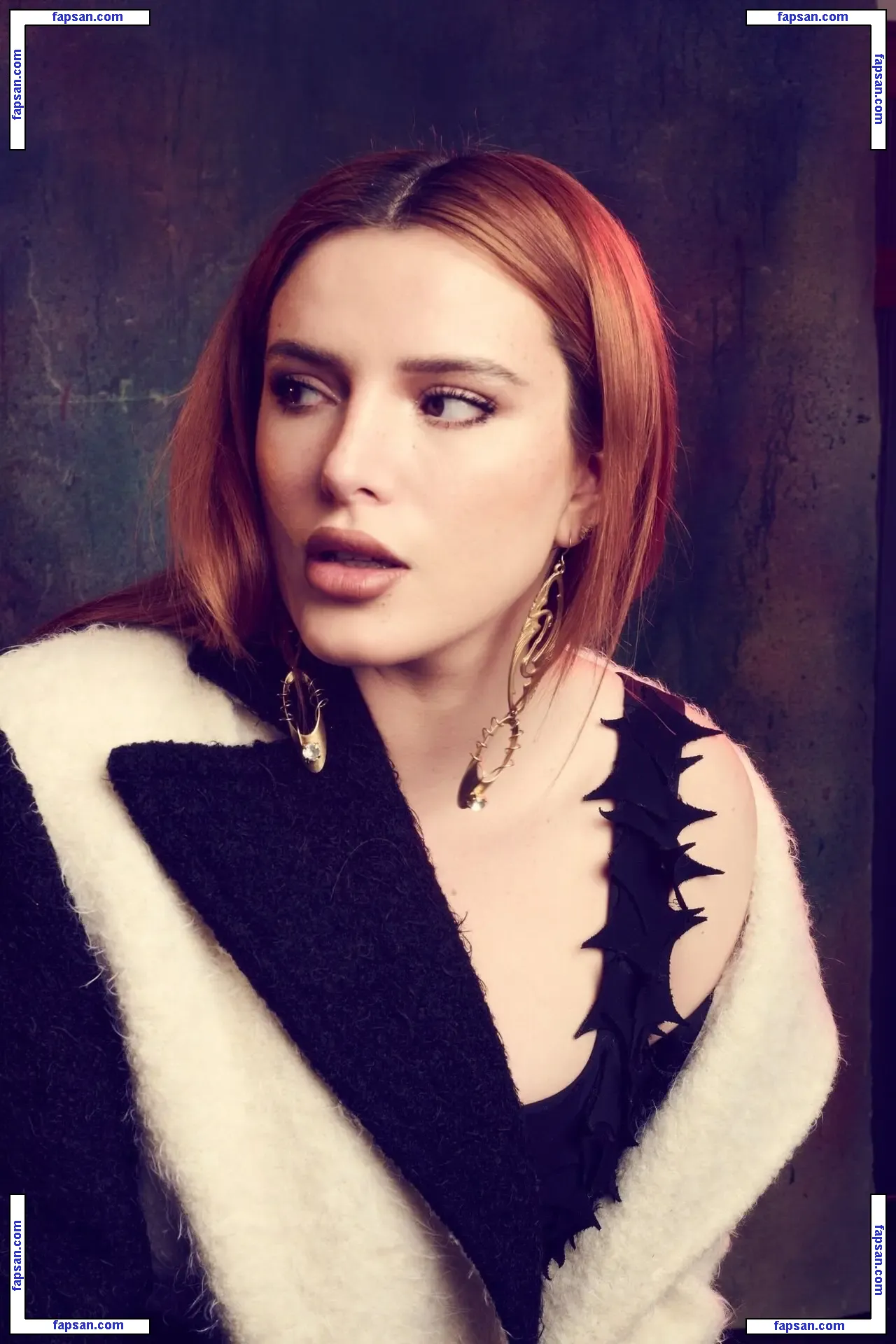 Bella Thorne nude photo #12525 from OnlyFans