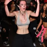 Bella Thorne голая #12061