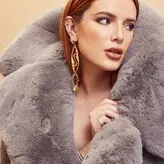 Bella Thorne голая #12466