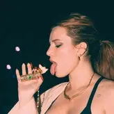Bella Thorne nude #12897