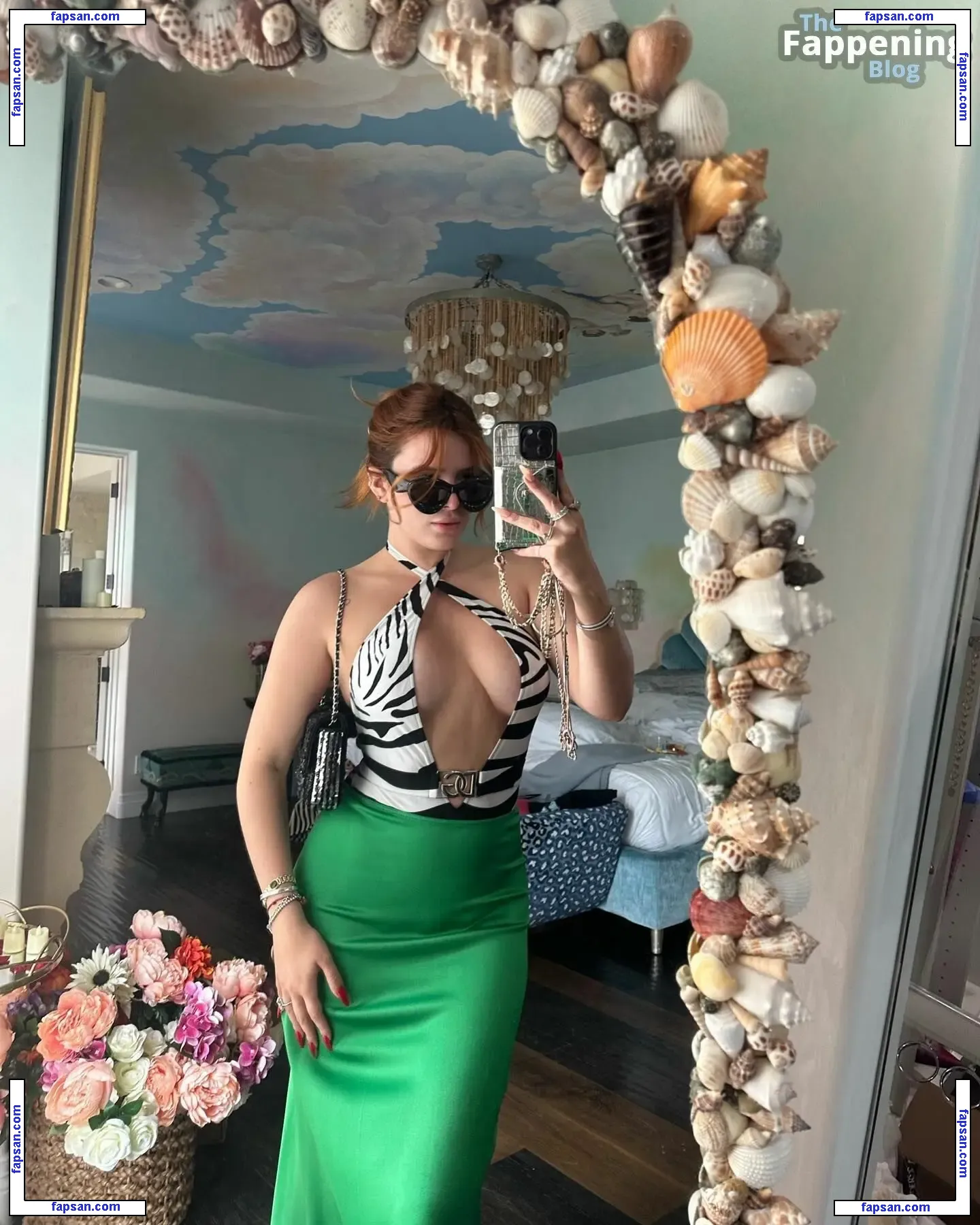 Bella Thorne nude photo #13348 from OnlyFans