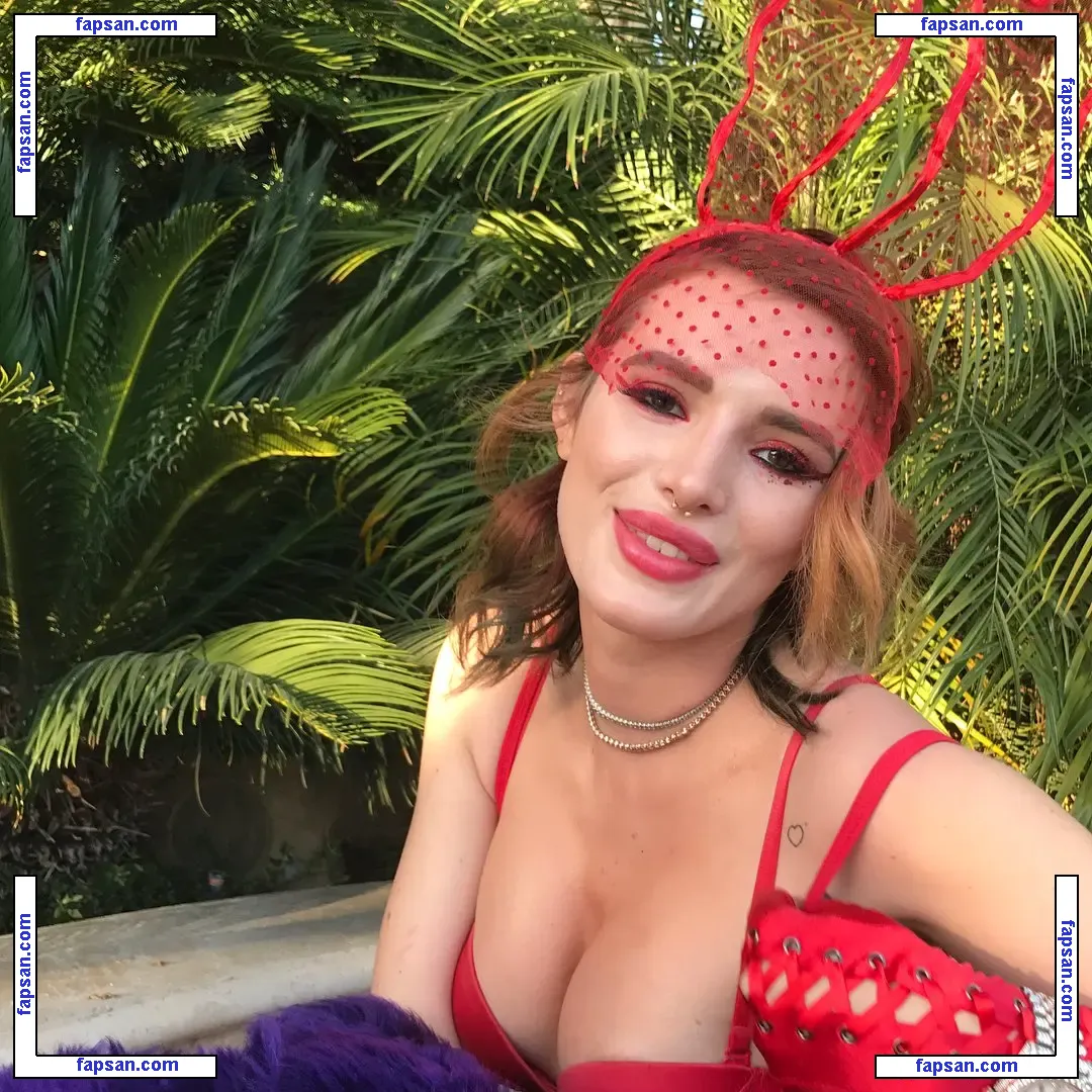 Bella Thorne голая фото #1525 с Онлифанс