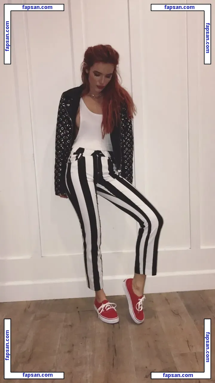 Bella Thorne голая фото #1963 с Онлифанс