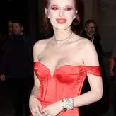 Bella Thorne голая #1169