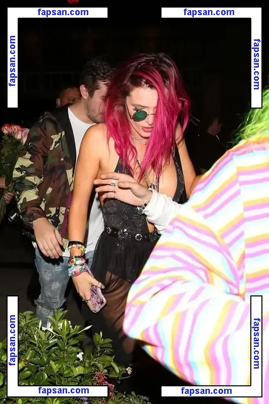 Bella Thorne голая фото #2265 с Онлифанс