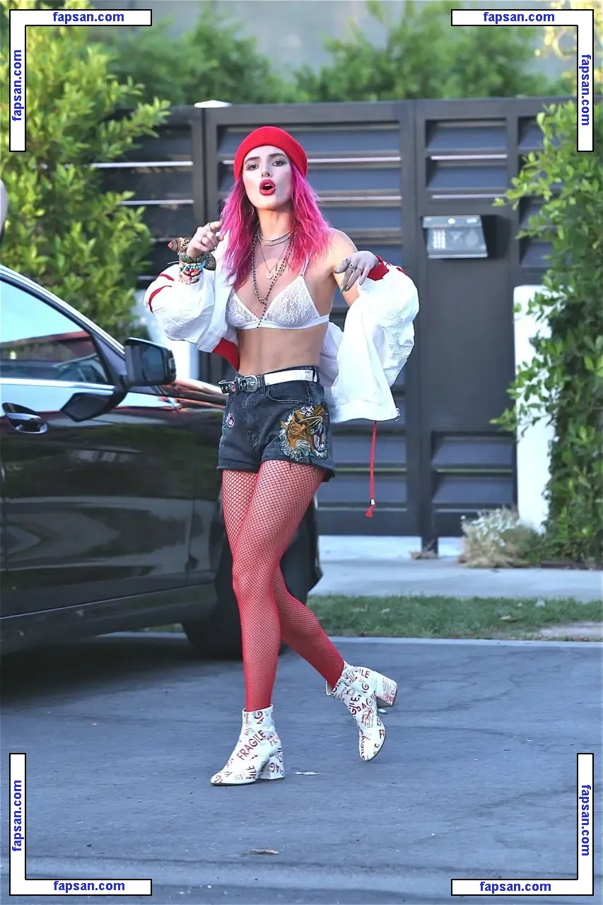 Bella Thorne голая фото #2500 с Онлифанс