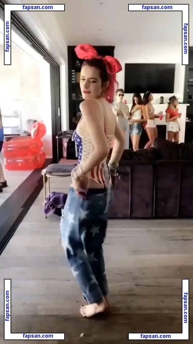 Bella Thorne голая фото #2806 с Онлифанс