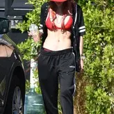 Bella Thorne голая #2079