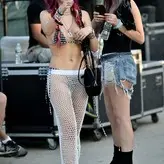 Bella Thorne голая #2249