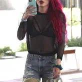 Bella Thorne голая #2934
