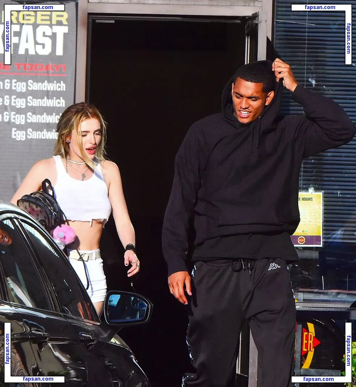 Bella Thorne голая фото #3527 с Онлифанс