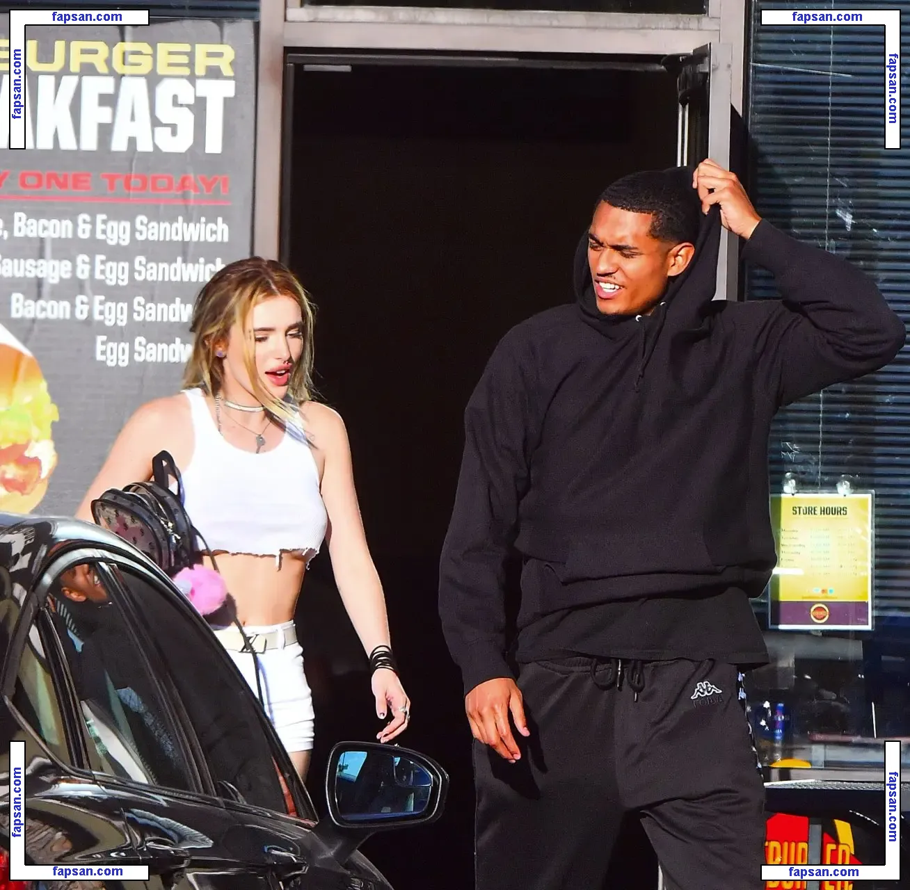 Bella Thorne голая фото #3537 с Онлифанс