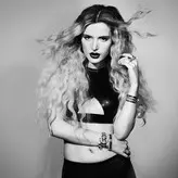 Bella Thorne голая #3020