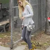 Bella Thorne голая #3179