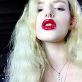 Bella Thorne голая #3226