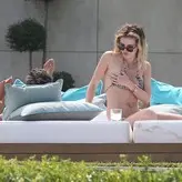 Bella Thorne голая #3291